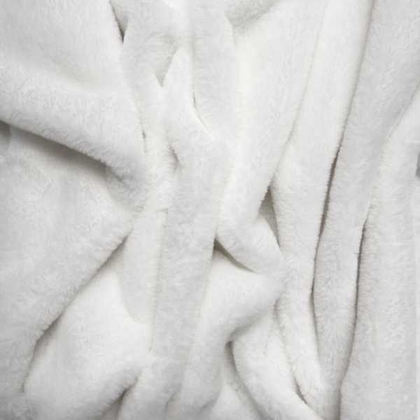 LUXURY FUR  -  Winter White